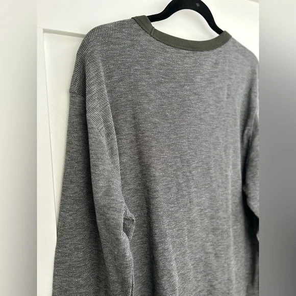 🌶️ *NWT* Old Navy Soft-Washed Shirt Adult XL. Crew Neck Long Sleeves Shirt Mens - Picture 4 of 6
